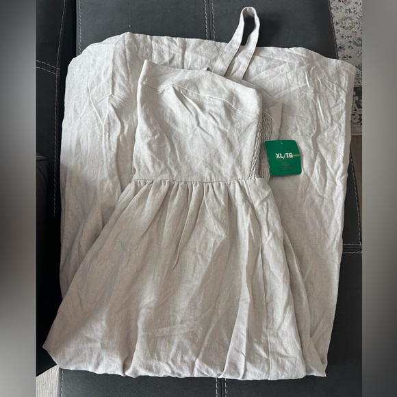 Dalia Beige Linen Blend Lined Dress with Pockets - Smocked Back - NWT - Picture 3 of 3